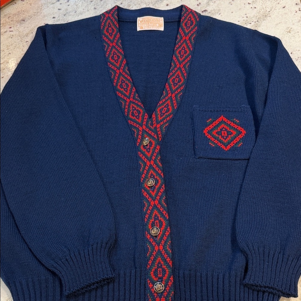 Vintage Pendleton 100% virgin wool cardigan sweater